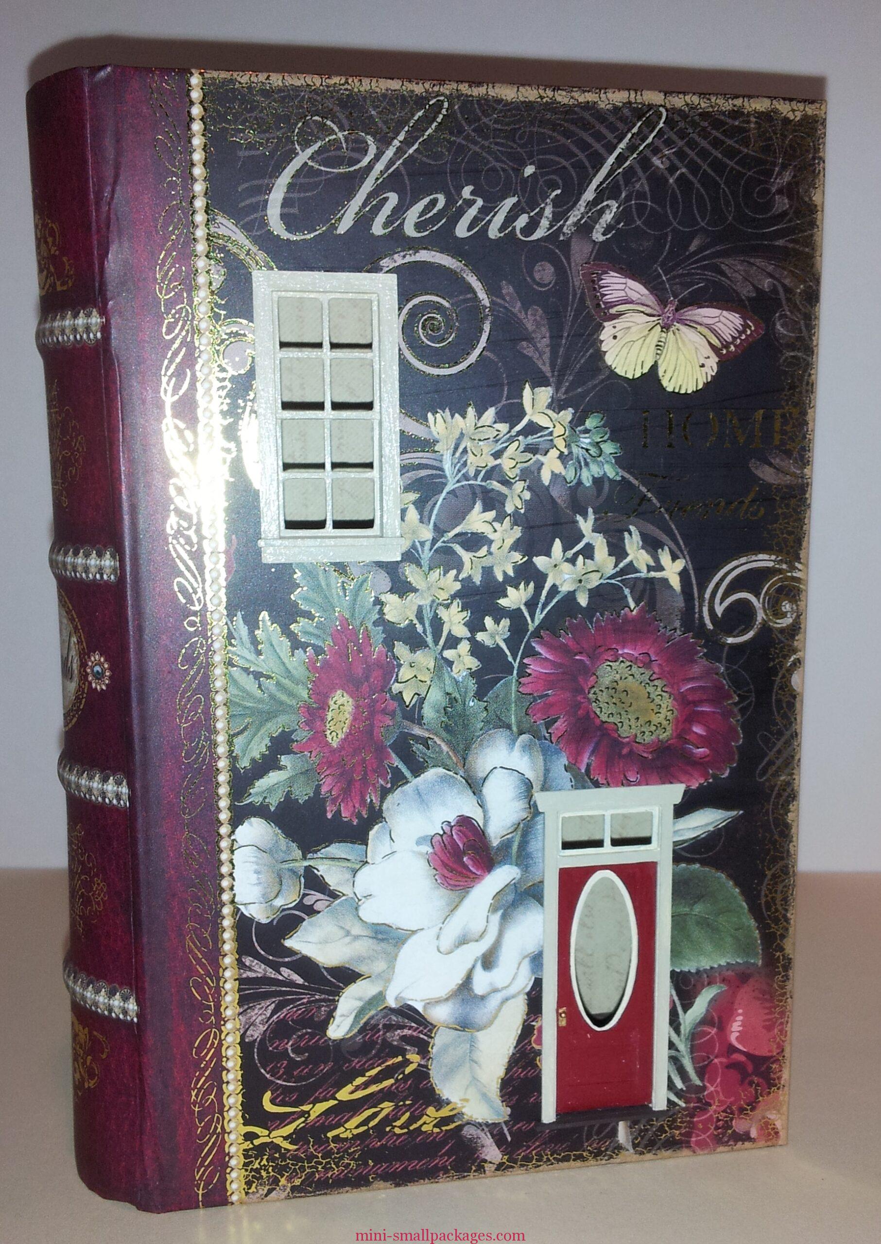 Read more about the article Book Houses